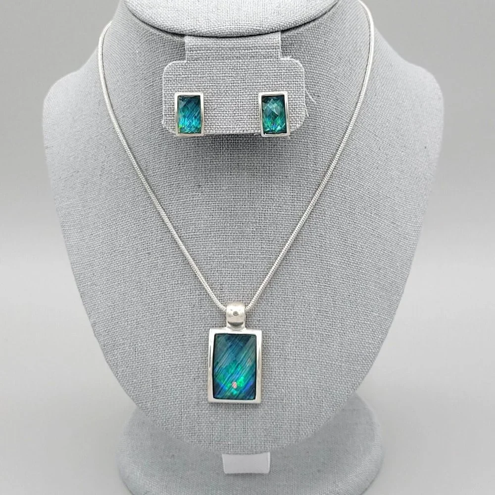 KC Blue Stone Rectangle Pendant Necklace Earrings Fashion Set Blue Silver Tone - Picture 1 of 12